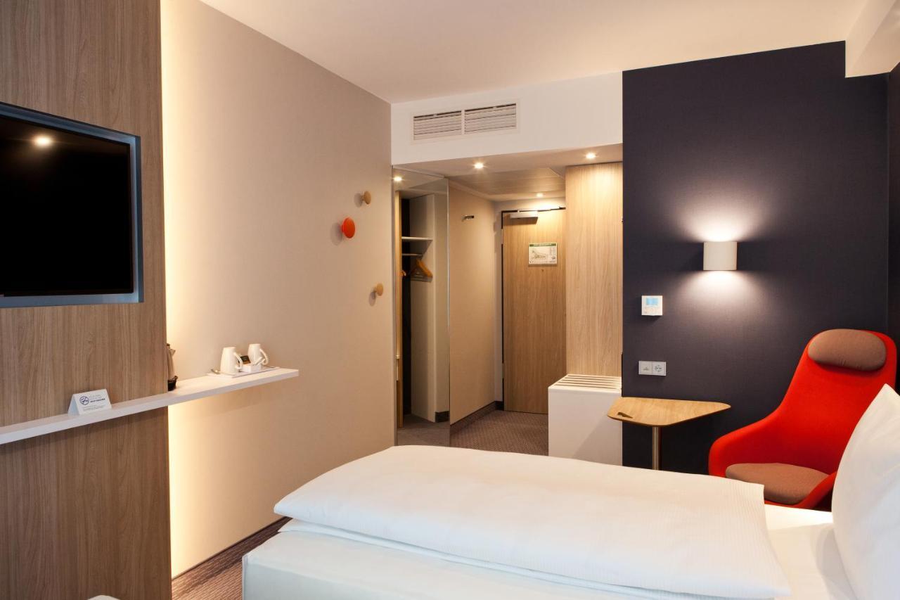 Holiday Inn Express - Remscheid Bagian luar foto