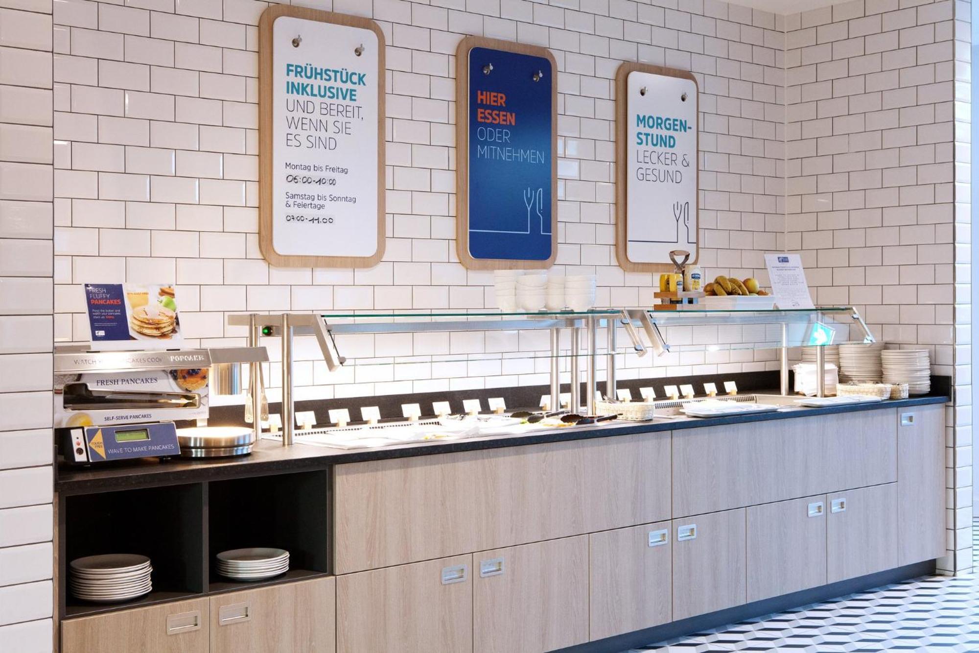 Holiday Inn Express - Remscheid Bagian luar foto