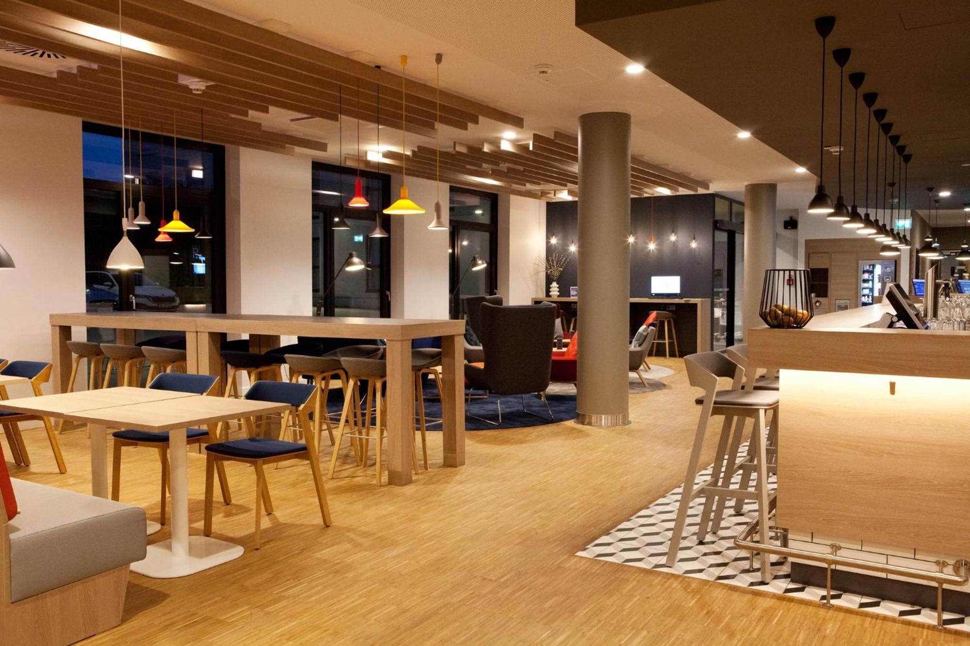 Holiday Inn Express - Remscheid Bagian luar foto