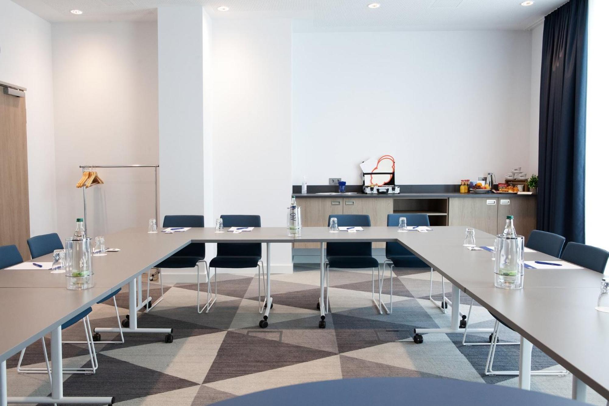 Holiday Inn Express - Remscheid Bagian luar foto