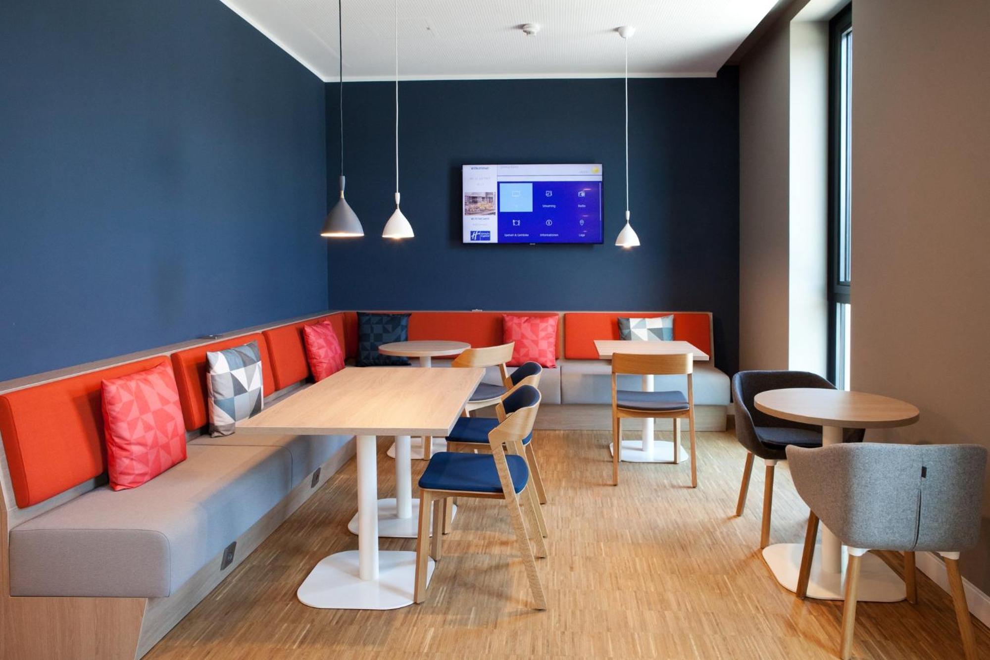Holiday Inn Express - Remscheid Bagian luar foto