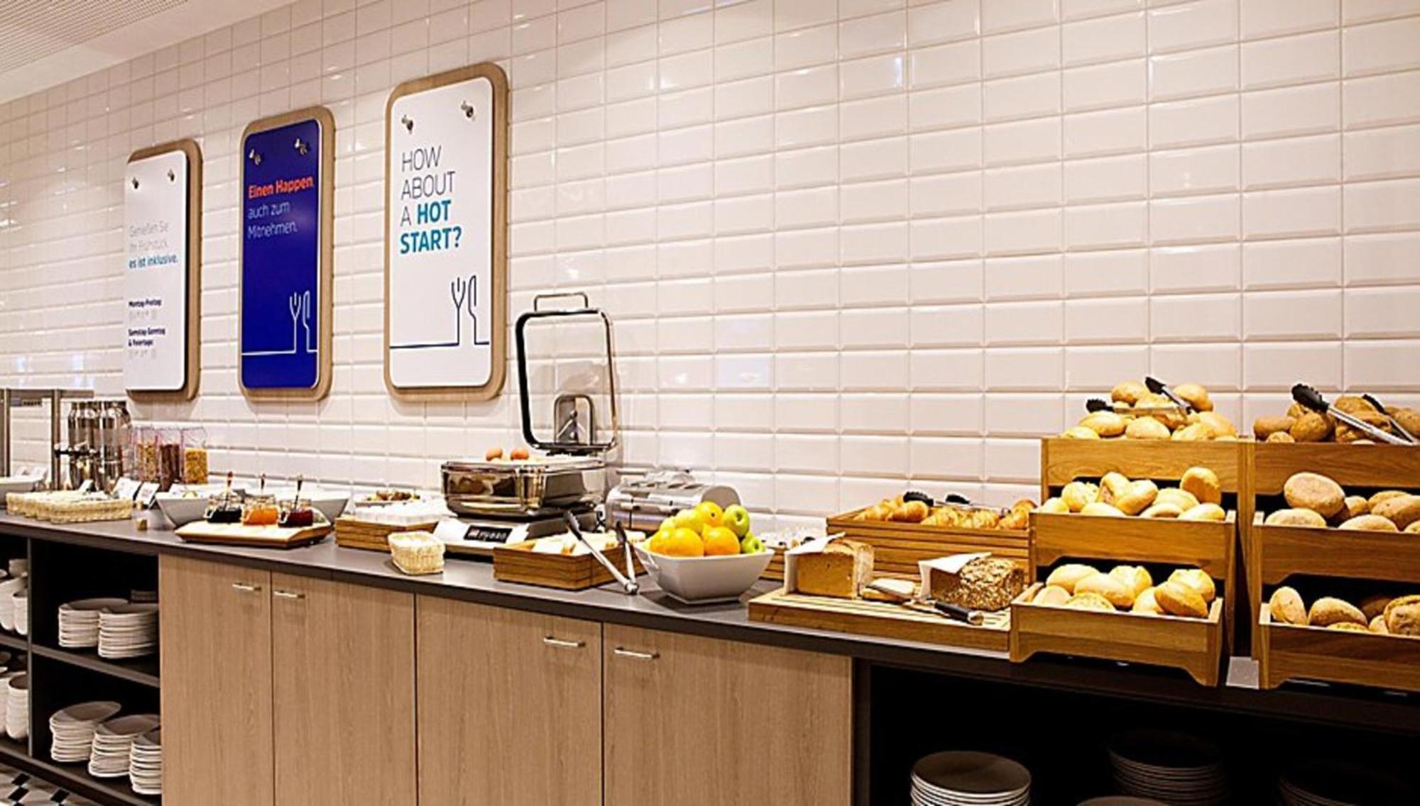 Holiday Inn Express - Remscheid Bagian luar foto