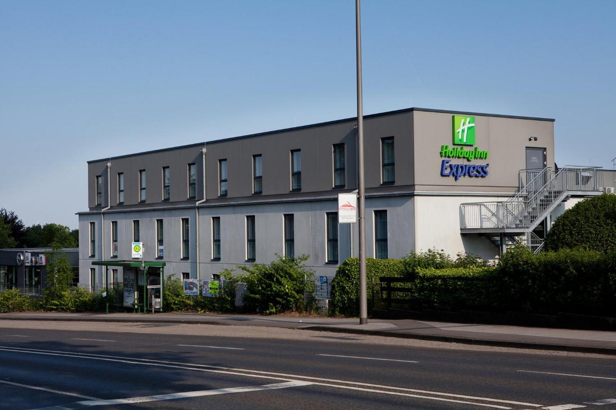 Holiday Inn Express - Remscheid Bagian luar foto