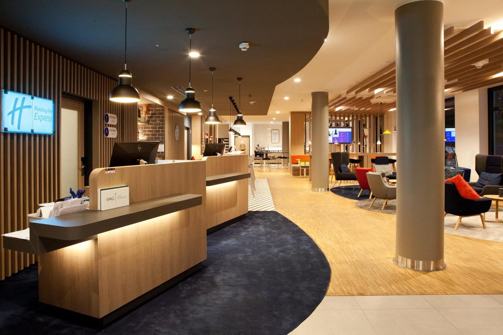 Holiday Inn Express - Remscheid Bagian luar foto