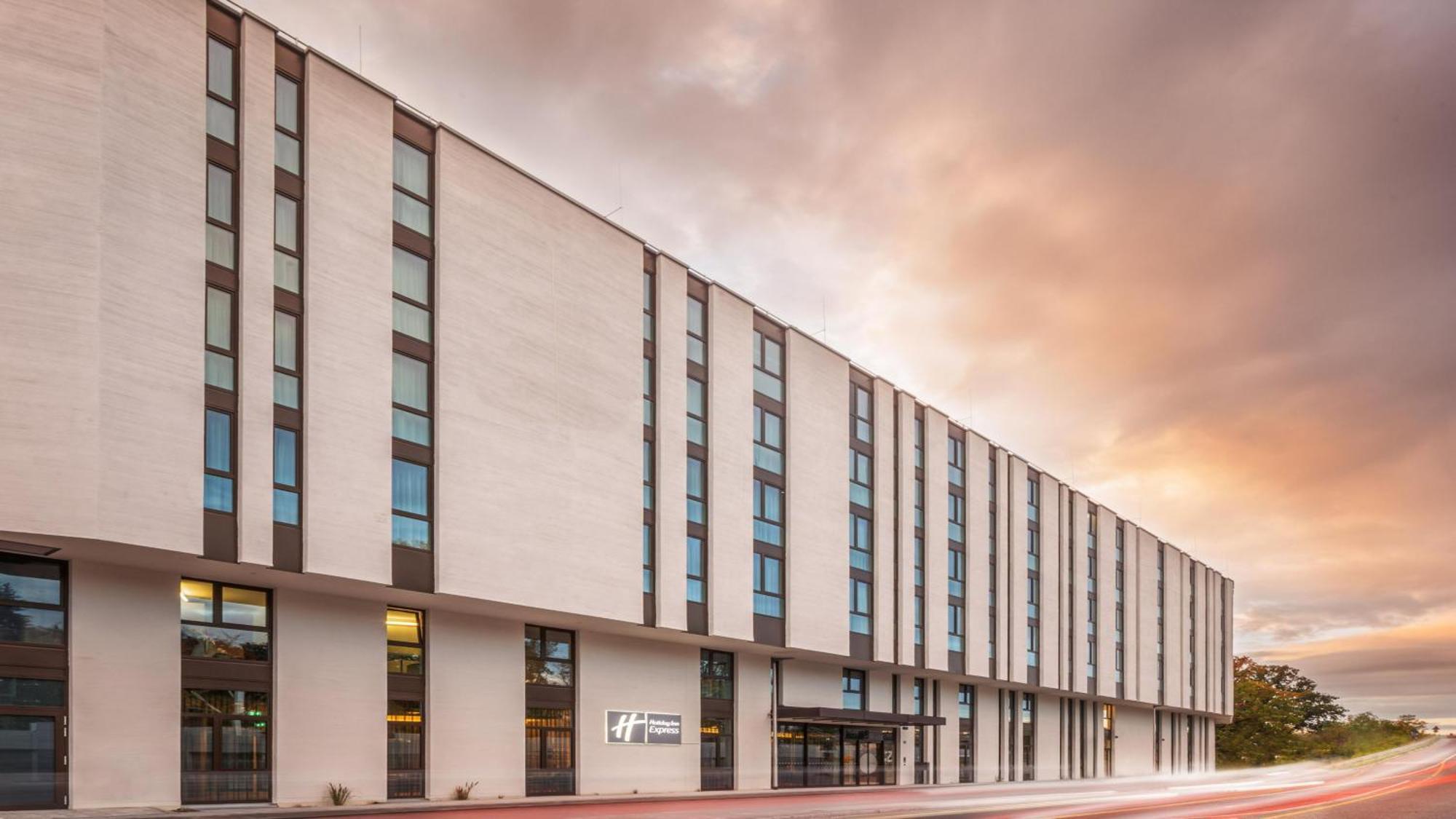 Holiday Inn Express - Remscheid Bagian luar foto
