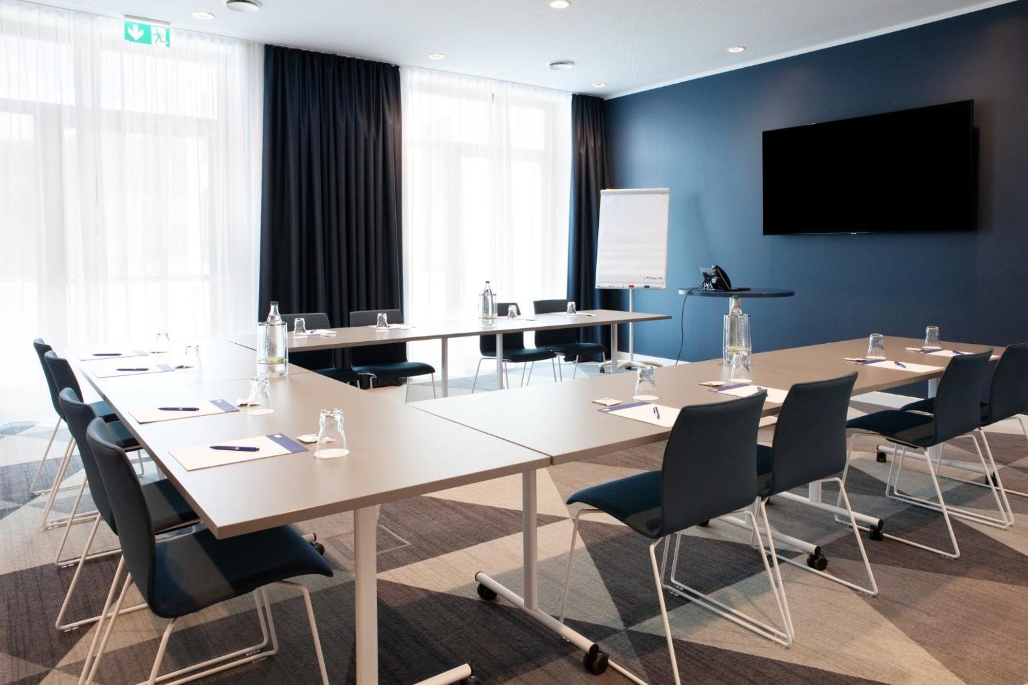Holiday Inn Express - Remscheid Bagian luar foto