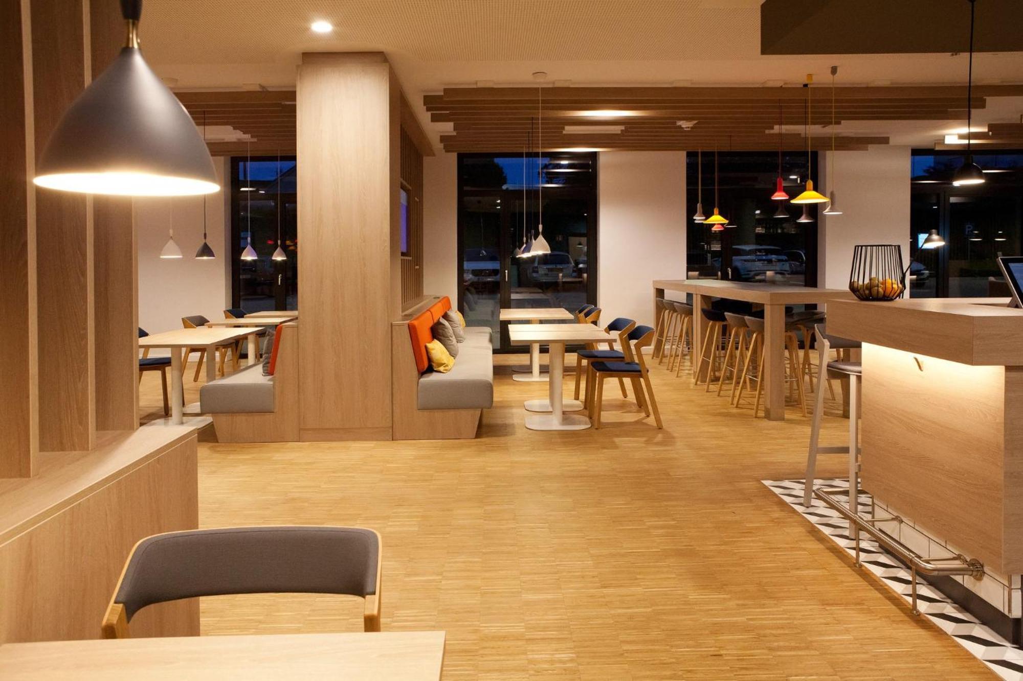 Holiday Inn Express - Remscheid Bagian luar foto