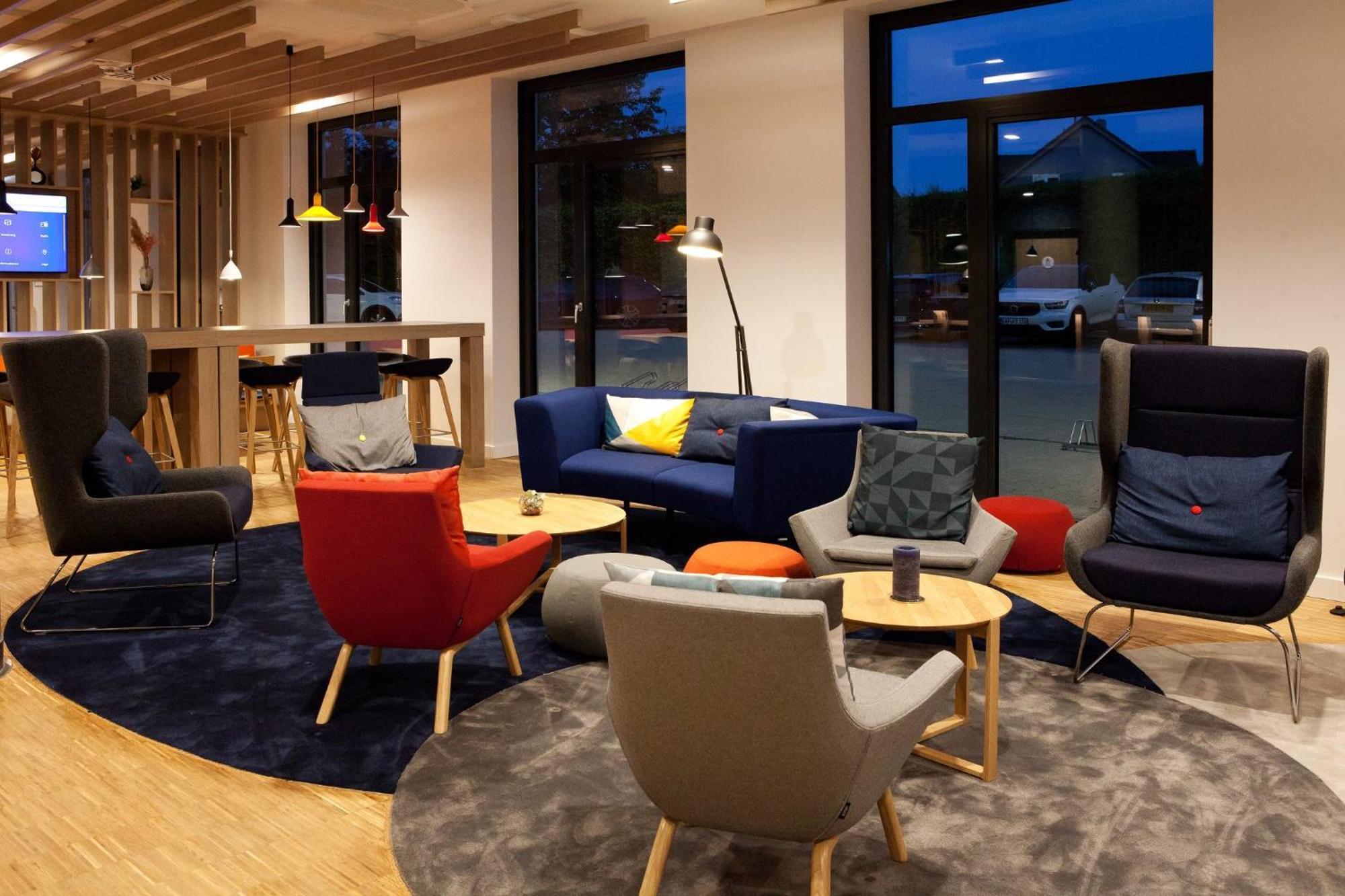 Holiday Inn Express - Remscheid Bagian luar foto